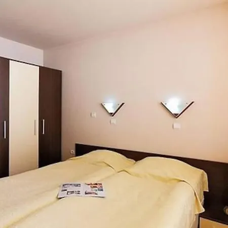 Forest Nook 3 * Παμπόροβο